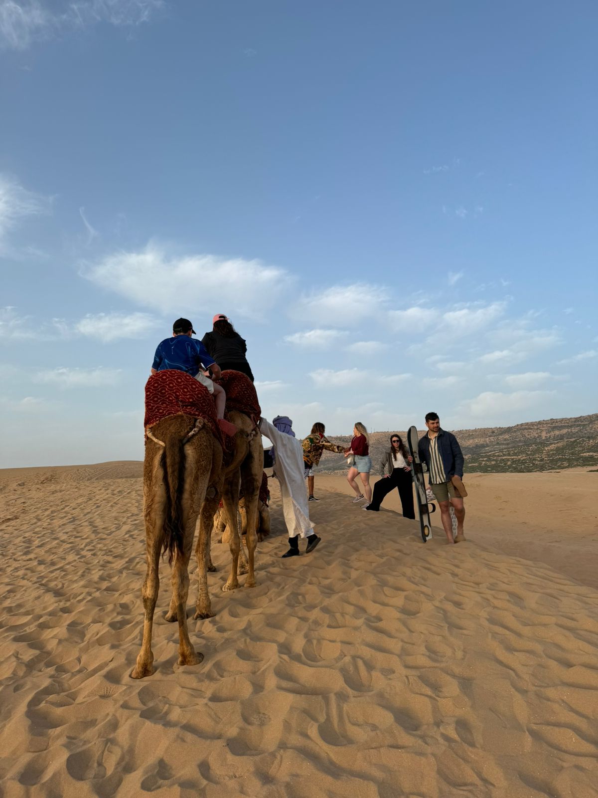Surfer im Sonnenuntergang